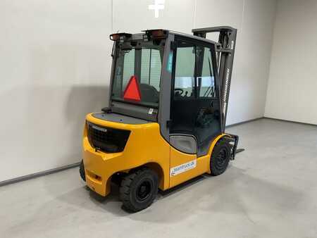 Dieselový VZV 2017 Jungheinrich DFG 425S (2)