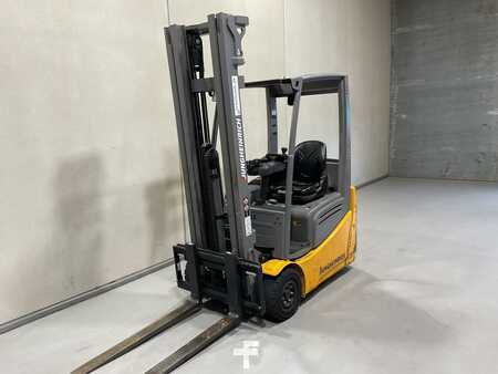 Elektro tříkolové VZV 2019 Jungheinrich EFG 215 (4)