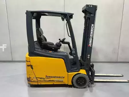 3-wiel elektrische heftrucks 2014  Jungheinrich EFG 216 K (1)