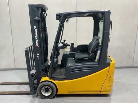 Elektro tříkolové VZV 2015 Jungheinrich EFG 220 SP 330ZZ (3)