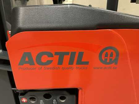 Stackers Stand-on 2022  Actil-Abeko L1600 TTFY (6)