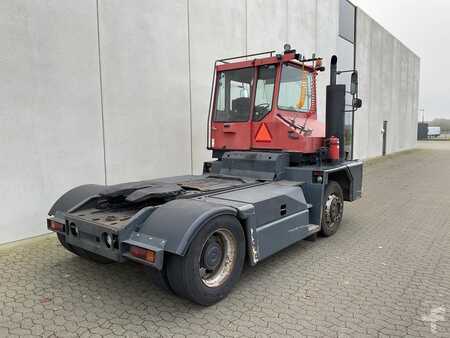Terminálový traktor 2004  Kalmar TT2000 (2)