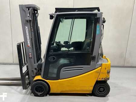 Elektro čtyřkolový VZV 2016 Jungheinrich EFG 320 (3)