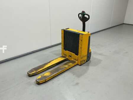 Nízkozdvižný vozík 2013  Jungheinrich EJE C20 (4)