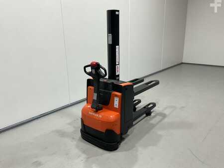 Ledstaplare gå 2017  BT SWE080L (2)