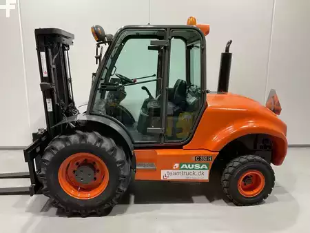 Terrenggående gaffeltruck 2005  Ausa C350H (3)