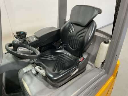 Elektro tříkolové VZV 2018  Jungheinrich EFG 216 K (5)