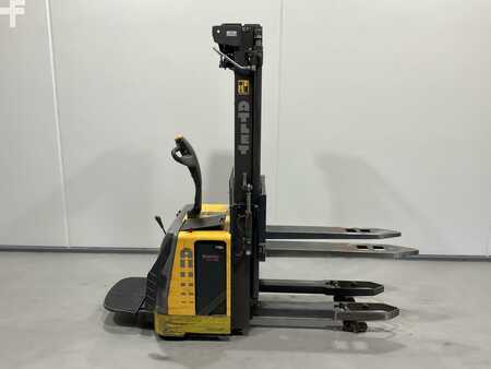 Stacker de condutor em pé 2005 Atlet TST140 SDTFV HP480 (1)
