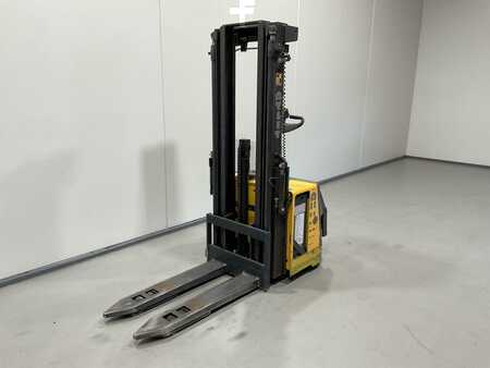 Stacker de condutor em pé 2005 Atlet TST140 SDTFV HP480 (4)