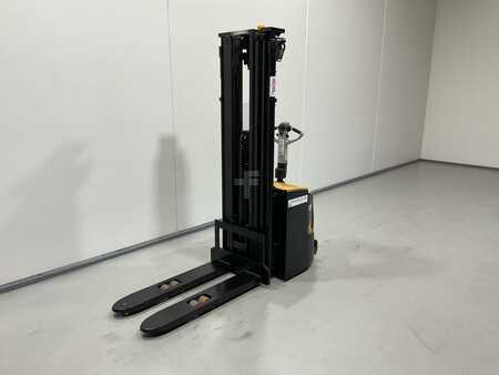 CAT Lift Trucks NSP16N2R