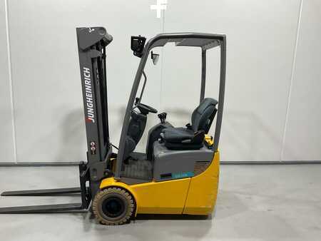 Elektro tříkolové VZV 2017 Jungheinrich EFG 110 (3)