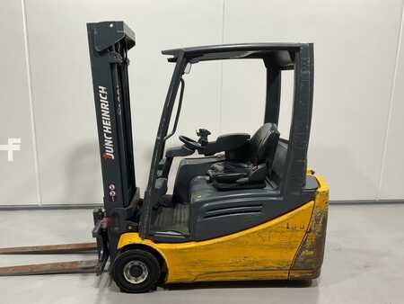 Elektro tříkolové VZV 2014 Jungheinrich EFG 216 (3)