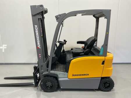 Elektro čtyřkolový VZV 2022 Jungheinrich EFG BC 320 (3)