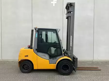 Chariots élévateurs diesel 2017  Jungheinrich DFG S50 (1)