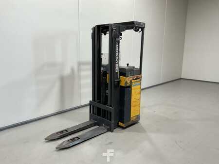 Stacker de condutor em pé 2018 Atlet A/160SDTFVJN480 (4)