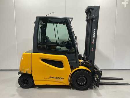 Elektro čtyřkolový VZV 2015 Jungheinrich EFG 535KS (1)