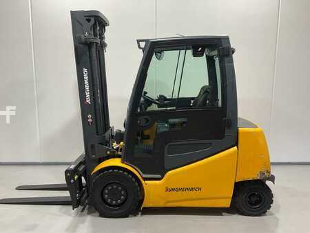 Elektro čtyřkolový VZV 2015 Jungheinrich EFG 535KS (3)