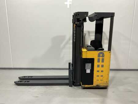 Stacker com assento 2006 Atlet X/200 STFV SN 320 (3)