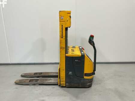 Ruční vysokozdvižný vozík 2000 Jungheinrich EJC12 (3)