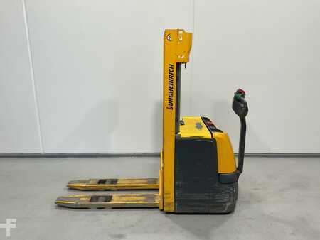 Ruční vysokozdvižný vozík 2015 Jungheinrich EJC 212 (3)