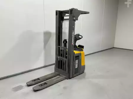 Stackers Stand-on 2016  Jungheinrich ERC 220Z (4)
