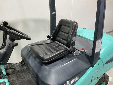 Carrelli elevatori diesel 2008  Maximal FD35T (5)