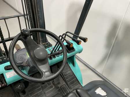 Carrelli elevatori diesel 2008  Maximal FD35T (6)