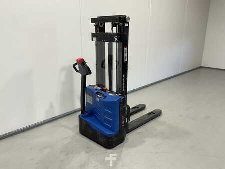 Stapelaars 2017  EP Equipment ES10-10ES (2)
