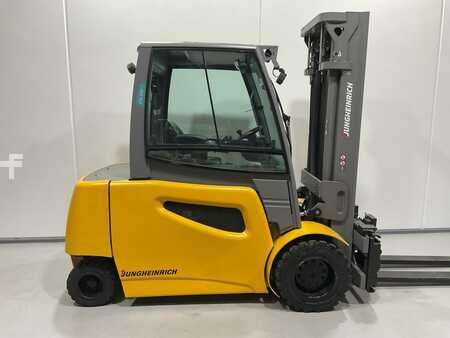 Carrelli elettrici 4 ruote 2020  Jungheinrich EFG 550 (1)