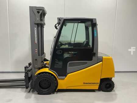 Carrelli elettrici 4 ruote 2020  Jungheinrich EFG 550 (3)