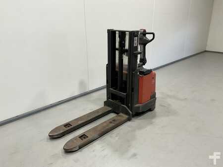 Hochhubwagen 2003  BT S16D (4)