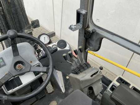 Empilhador diesel 2000  Kalmar DCD 80-6 (6)