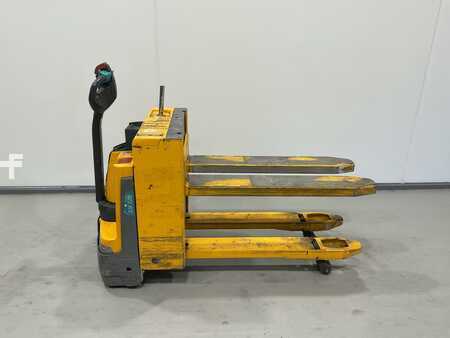 Elektrische palletwagens 2017  Jungheinrich EJE C20 (1)