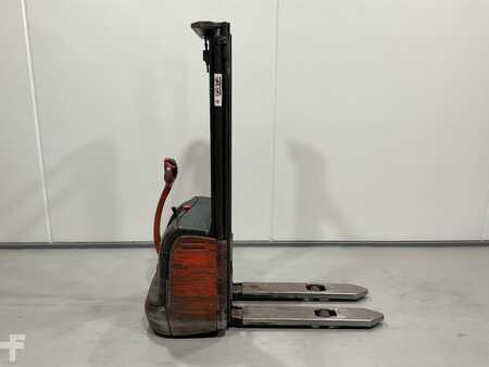 Ruční vysokozdvižný vozík 1997  Linde L12 (1)