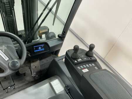 Elektrisk- 4 hjul 2019  Jungheinrich EFG 320 (6)