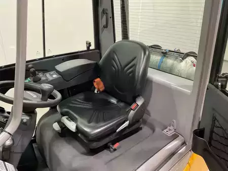 LPG VZV 2019  Jungheinrich TFG 320 (5)