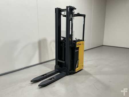 Stacker stå på 2018 Abeko SA 1600 TTFY (4)