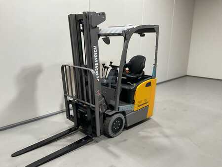 Chariots électriques à 3 roues 2024  Jungheinrich EFG BA 113 (4)