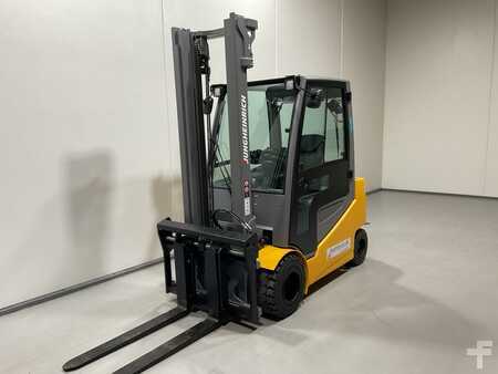 Elektrisk- 4 hjul 2018 Jungheinrich EFG S30 (4)