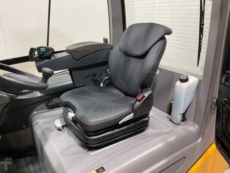 El truck - 4 hjulet 2018  Jungheinrich EFG S30 (5)