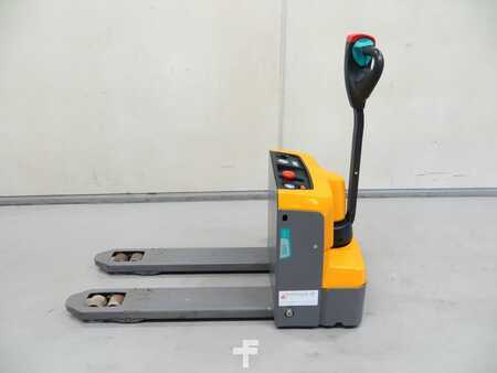Elektrische palletwagens 2020  Jungheinrich EJE M15 (2)