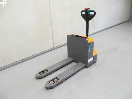 Elektrische palletwagens 2020  Jungheinrich EJE M15 (3)