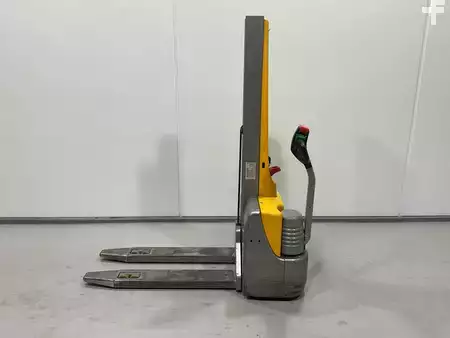 Ledstaplare gå 1999  Jungheinrich EMC 10 (3)