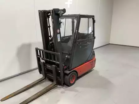 Elektrisk- 3 hjul 2004  Linde E16C-02 (4)