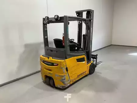El truck - 3 hjulet 2020  Jungheinrich EFG 216 (2)