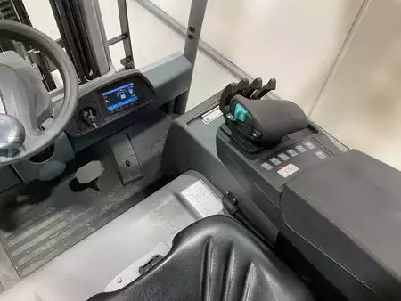 Carrelli elettrici 3 ruote 2020  Jungheinrich EFG 216K (6)