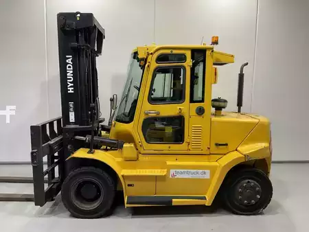 Diesel heftrucks 2012  Hyundai 50D-7E (3)