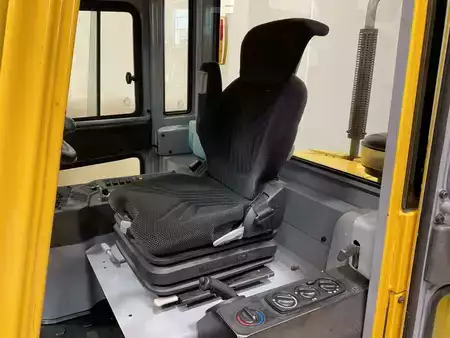 Diesel heftrucks 2012  Hyundai 50D-7E (5)