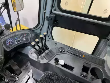 Diesel heftrucks 2012  Hyundai 50D-7E (6)