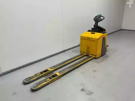 Porta-paletes elétrico 2019  Jungheinrich ERE 225 KP G115 (4)